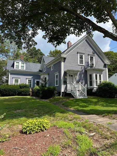 80 E Bacon St #1, Plainville, MA 02762