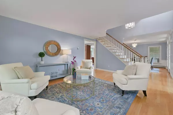 Hingham, MA 02043,1 Dwiggins Path