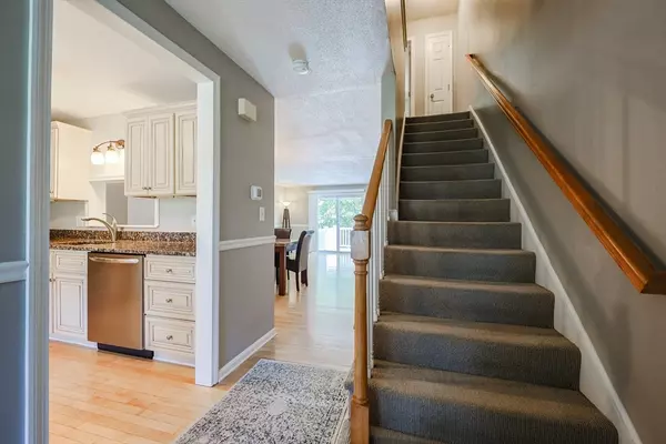 Hopedale, MA 01747,20 Laurelwood Dr #20