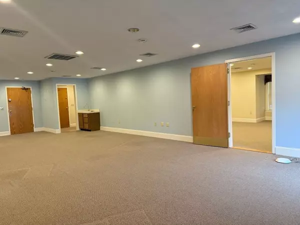 Concord, MA 01742,1624 Sudbury Road #3