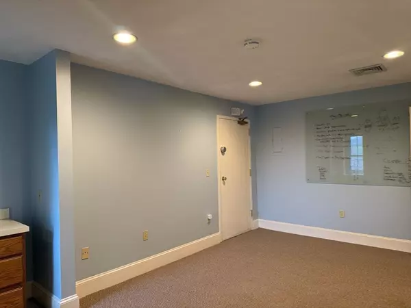 Concord, MA 01742,1624 Sudbury Road #5