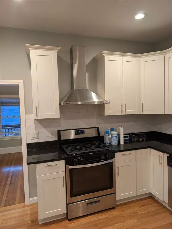 Malden, MA 02148,163 Ferry St #2