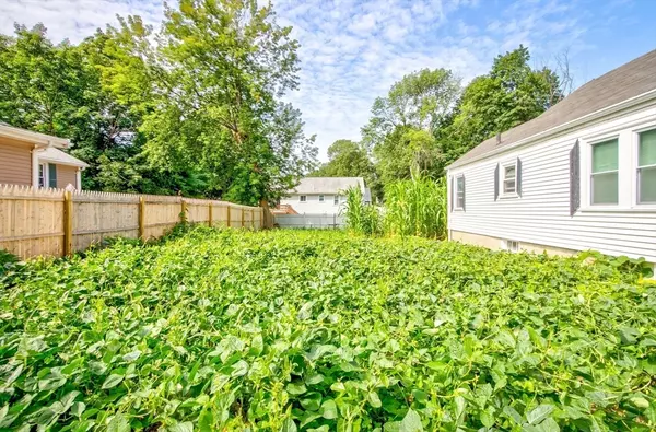 Brockton, MA 02301,115 Ettrick St