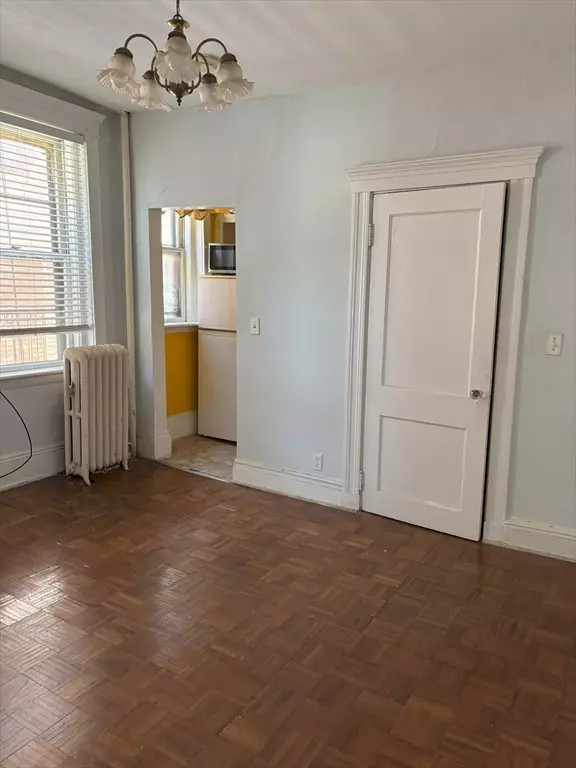Boston, MA 02135,5 Braemore Road #10