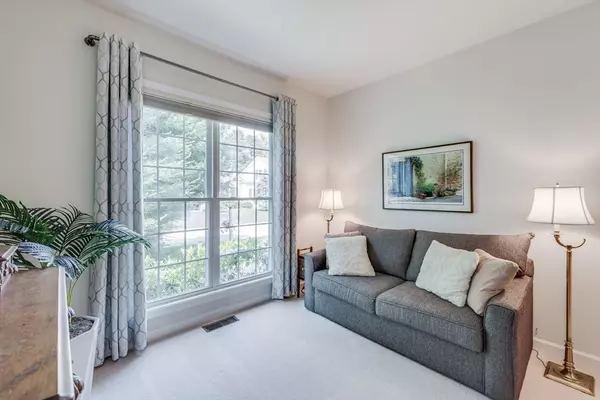 Plymouth, MA 02360,15 Maplewood
