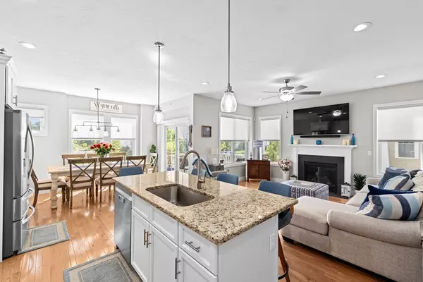 Plymouth, MA 02360,21 Daisy Ln