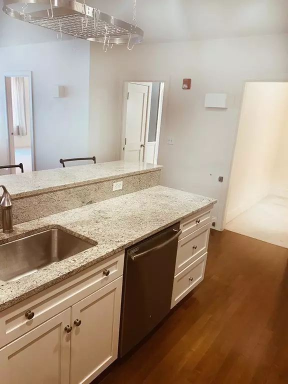 Beverly, MA 01915,116 Rantoul St #204