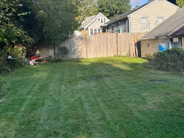 Abington, MA 02351,37 Melvern Rd