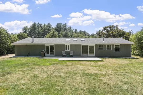 Chelmsford, MA 01824,14 Janet Rd