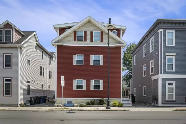 Salem, MA 01970,89 Bridge St #1