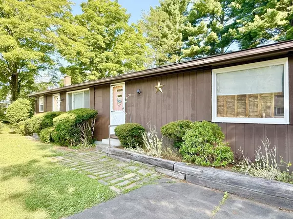 Easthampton, MA 01027,31 Pomeroy St