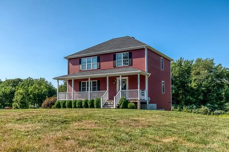5 Shamrock Ln., Lakeville, MA 02347