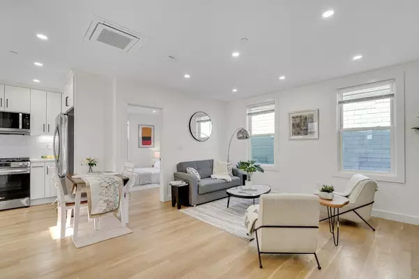 Somerville, MA 02143,63 Oak St #3