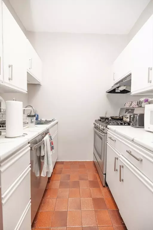 404 Meridian Street #4, Boston, MA 02128