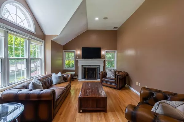 Saugus, MA 01906,5 Hammersmith Dr