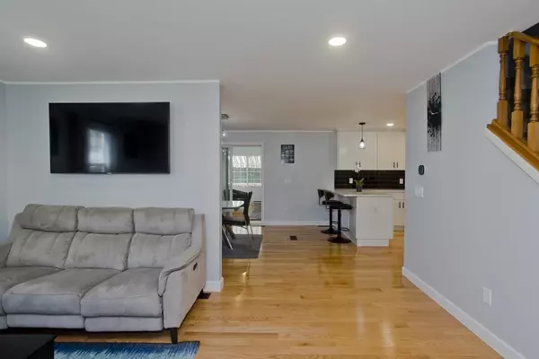 Holyoke, MA 01040,14 Scott Hollow Dr