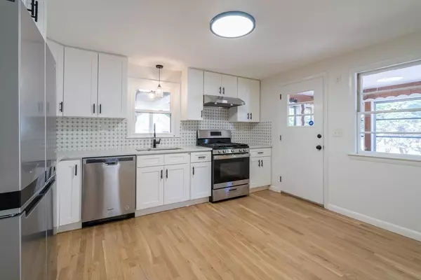 Natick, MA 01760,11 Maine Ave