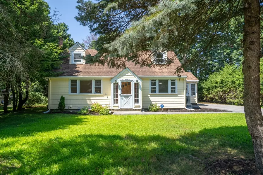 11 Maine Ave, Natick, MA 01760