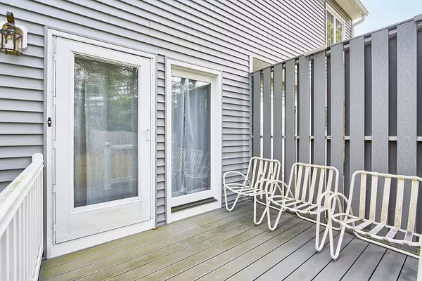 Acton, MA 01720,128 Parker St #3B