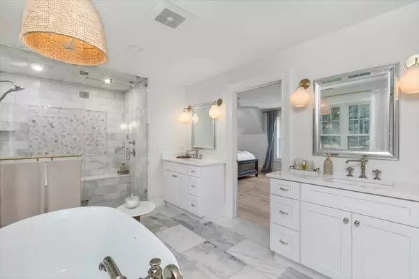 Newbury, MA 01922,17 Main St