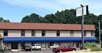 853 N Main St #202, Leominster, MA 01453