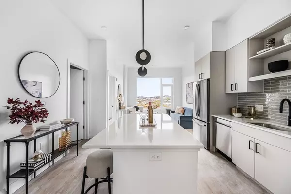 Revere, MA 02151,93 Bennington St #211