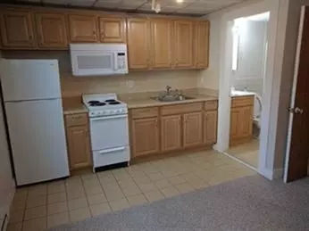 1504 Concord St #1R, Framingham, MA 01701