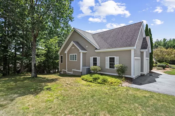 Westford, MA 01886,22 Highland Rd #22