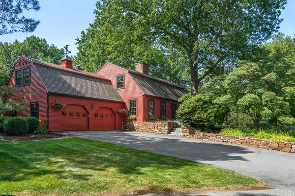 Manchester, MA 01944,1 Woodholm Circle