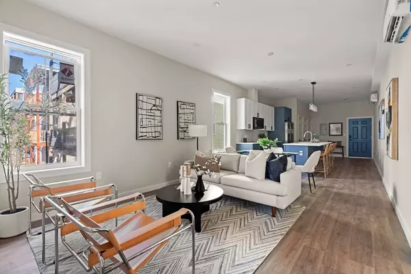 28 Hansborough St. #4R, Boston, MA 02124
