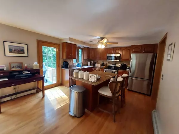 Shrewsbury, MA 01545,1 Dorianna Cir