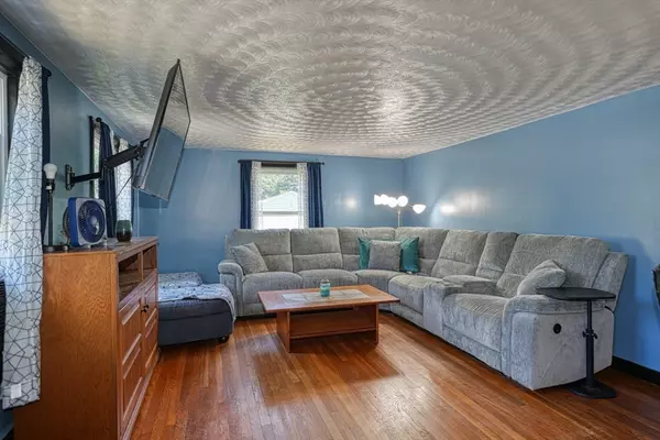 Athol, MA 01331,421 Fredette St.