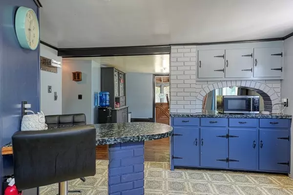Athol, MA 01331,421 Fredette St.