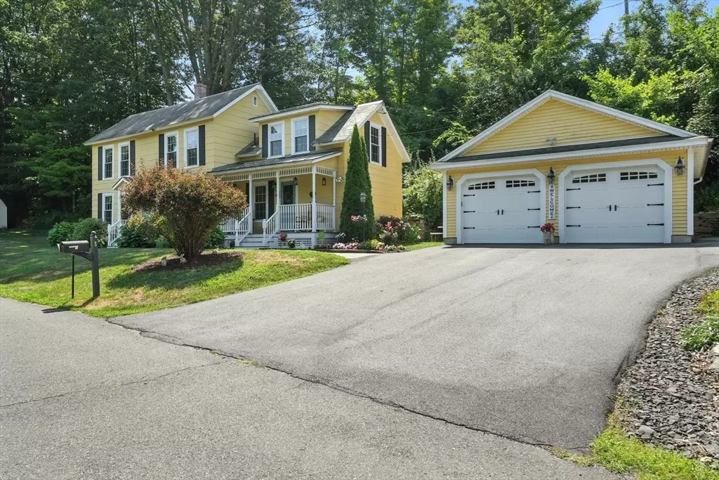 Montague, MA 01349,8 Craig Avenue