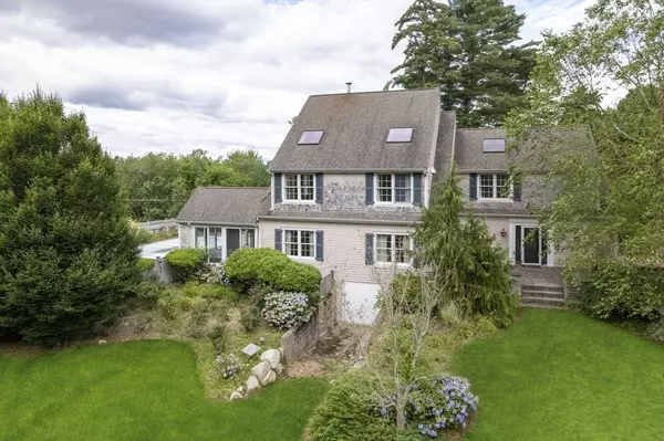 Carver, MA 02330,107 Wareham Street