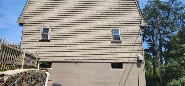 Marblehead, MA 01945,3 Frost Ln #1