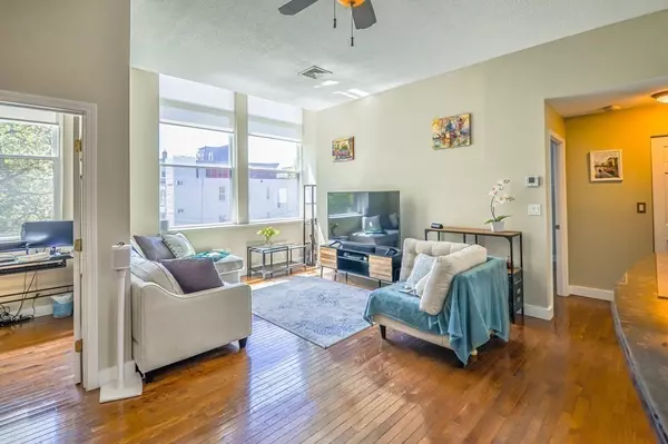 72 Lubec #10, Boston, MA 02128