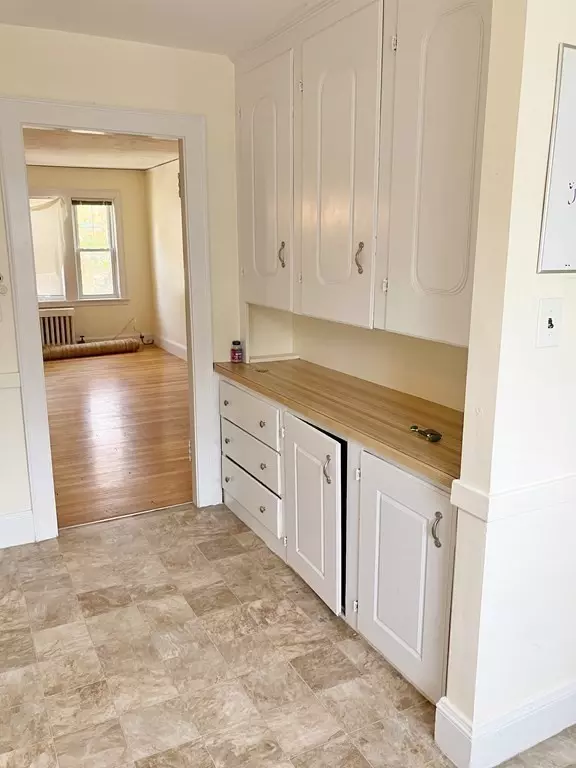 Quincy, MA 02169,175 Putnam #2L