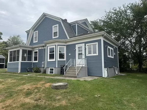 Swansea, MA 02777,1220 Gardners Neck Rd