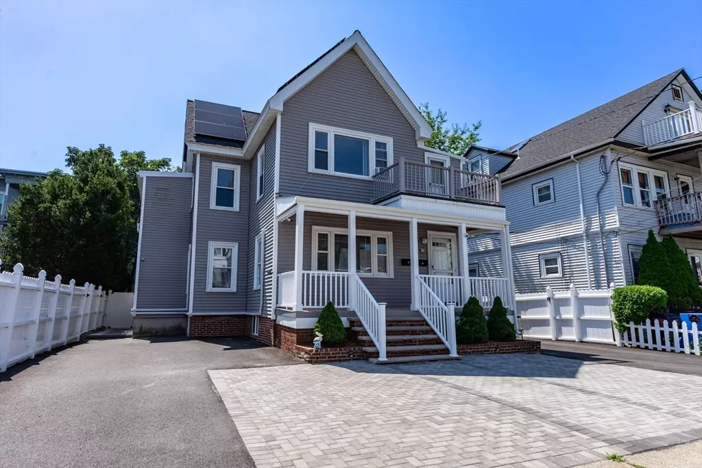 Winthrop, MA 02152,29 Dolphin Ave