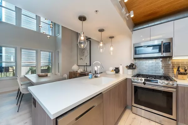 Boston, MA 02128,20 Haynes St #102