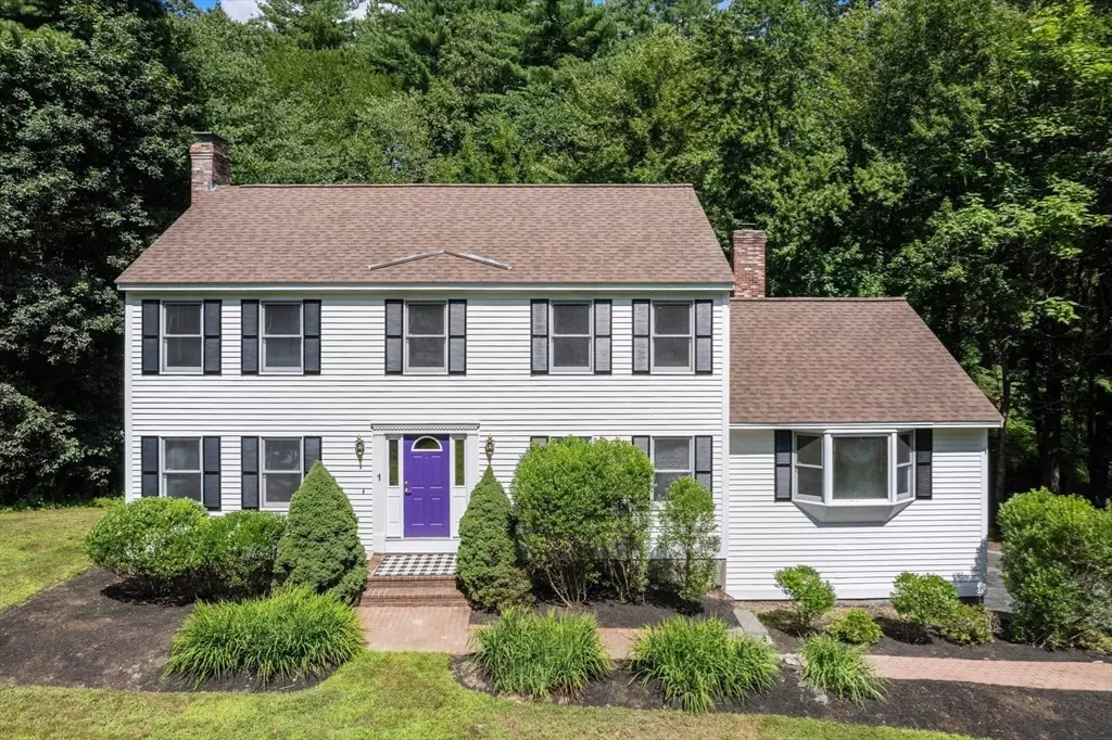 Acton, MA 01720,1 Maillet Dr