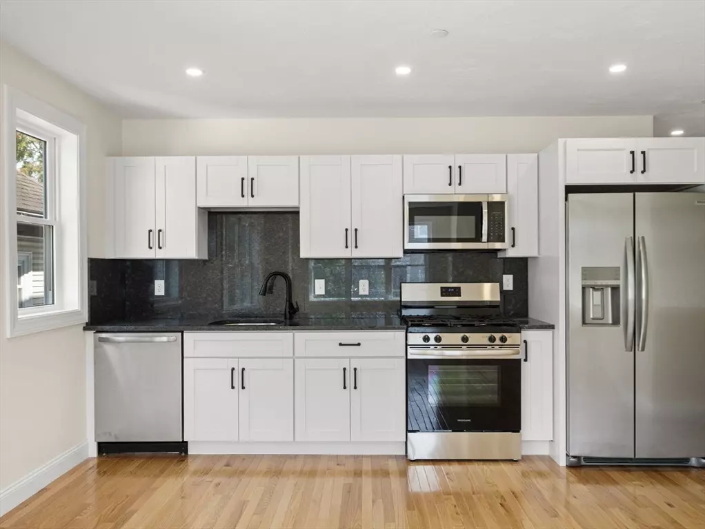 Revere, MA 02151,21 Thornton St #3