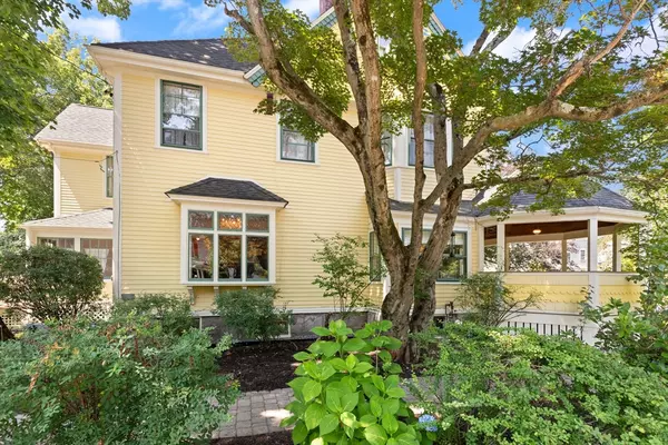 Winchester, MA 01890,2 Lagrange Street