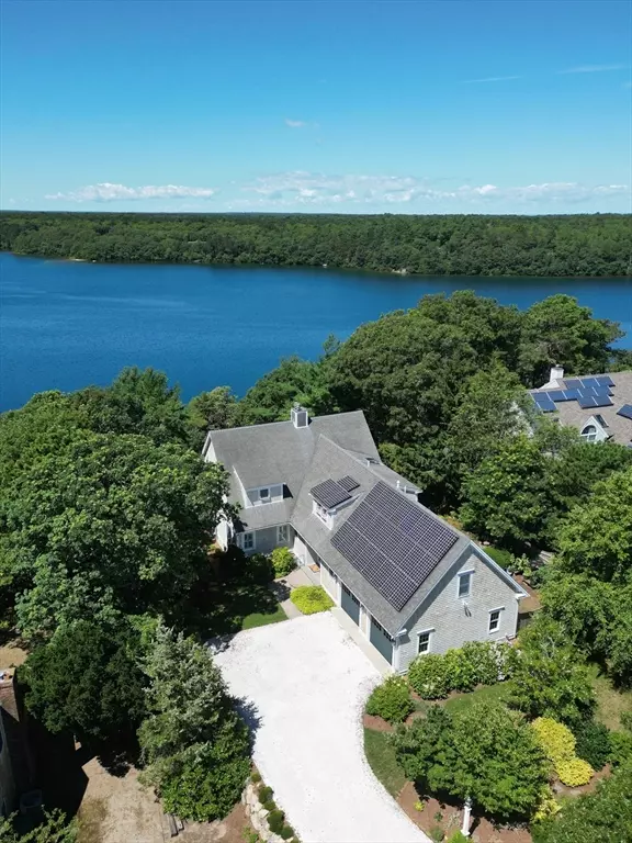 Brewster, MA 02631,262 Sheep Pond Dr