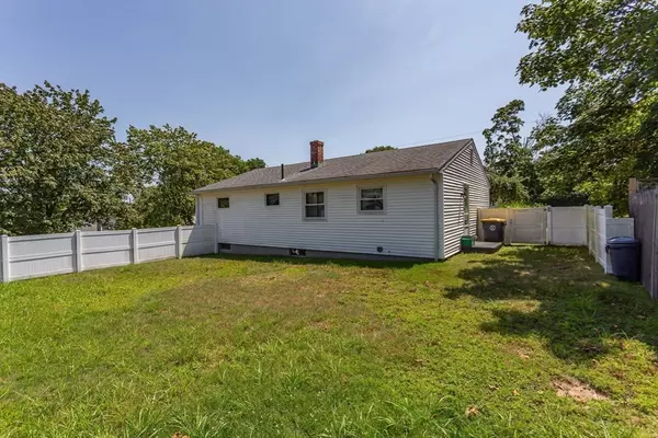 Somerset, MA 02726,492 Eastview Ave