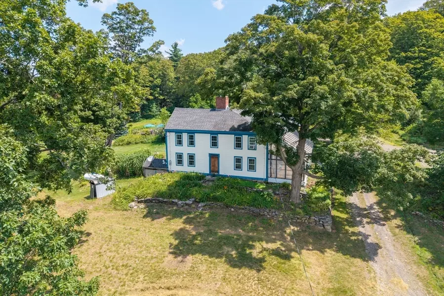 85 Dacey Rd, Conway, MA 01341