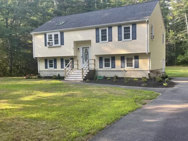 Middleboro, MA 02346,4 Indian Meadow Rd