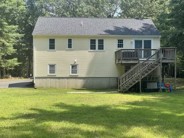 Middleboro, MA 02346,4 Indian Meadow Rd