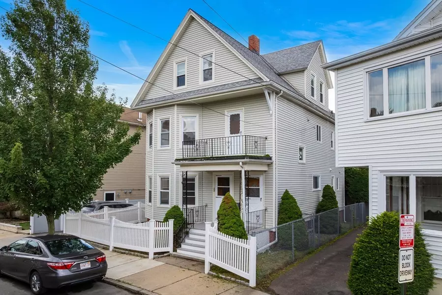 22 Belmont Park, Everett, MA 02149